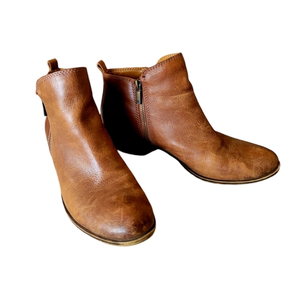 Lucky Brand Conyac Brown Distressed Leather Booties Ankle Boots Size 8.5 Boho - Picture 1 of 11